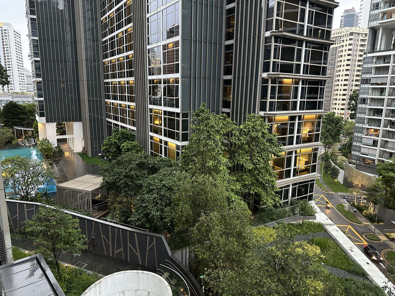 Cairnhill Nine facilities and greenery view from the unit