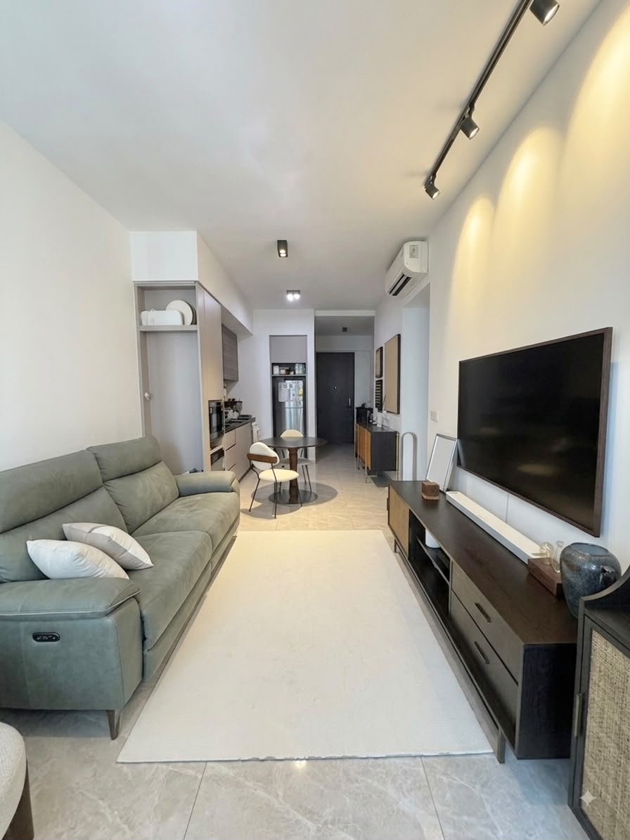 Parc Clematis 2 Bedroom plus Study living and dining area